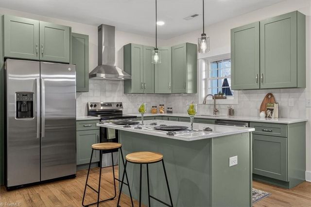 587 Memorial Park Drive, Sparta, NC 28675