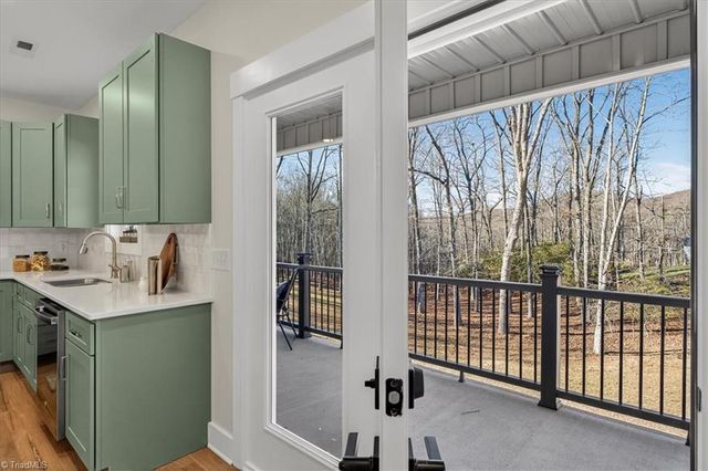 587 Memorial Park Drive, Sparta, NC 28675