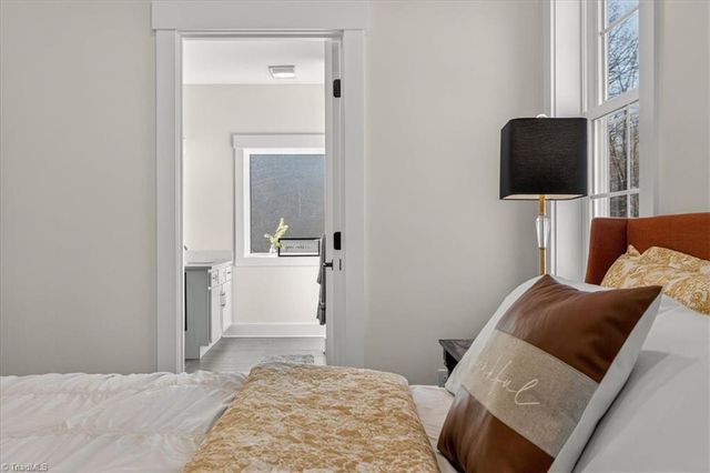 587 Memorial Park Drive, Sparta, NC 28675