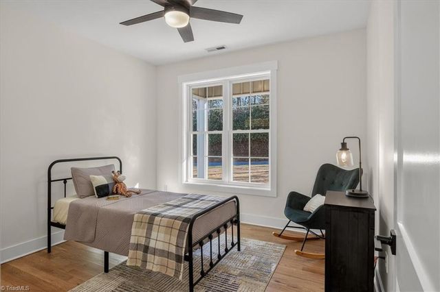 587 Memorial Park Drive, Sparta, NC 28675