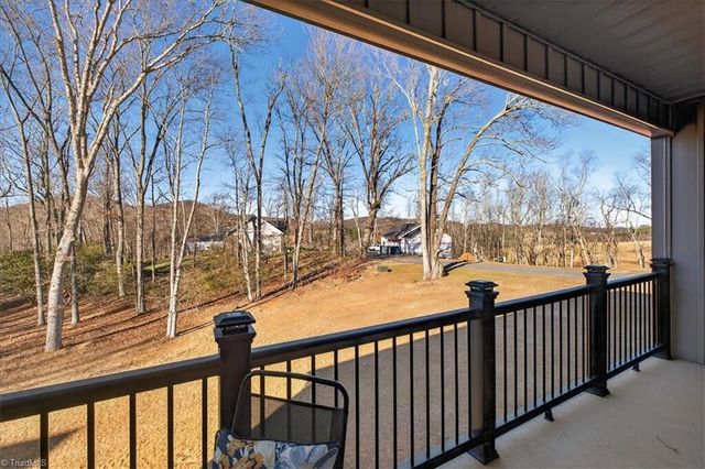 587 Memorial Park Drive, Sparta, NC 28675