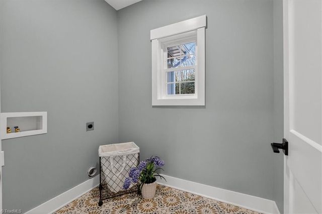 587 Memorial Park Drive, Sparta, NC 28675