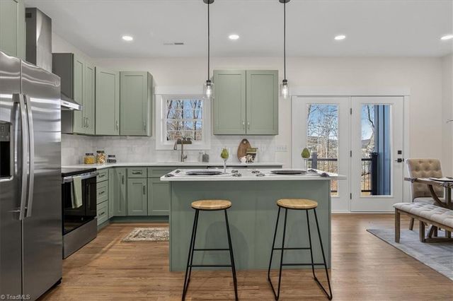 587 Memorial Park Drive, Sparta, NC 28675