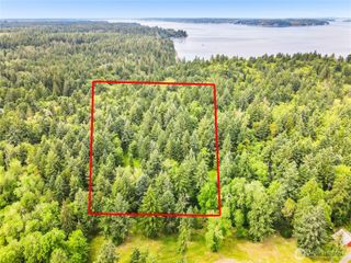 7410 Grayhawk Lane NE, Olympia, WA 98516