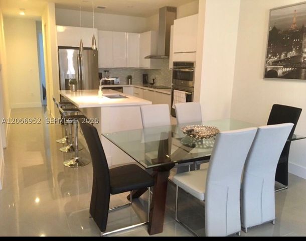 10260 NW 63rd Ter 201, Miami, FL 33178