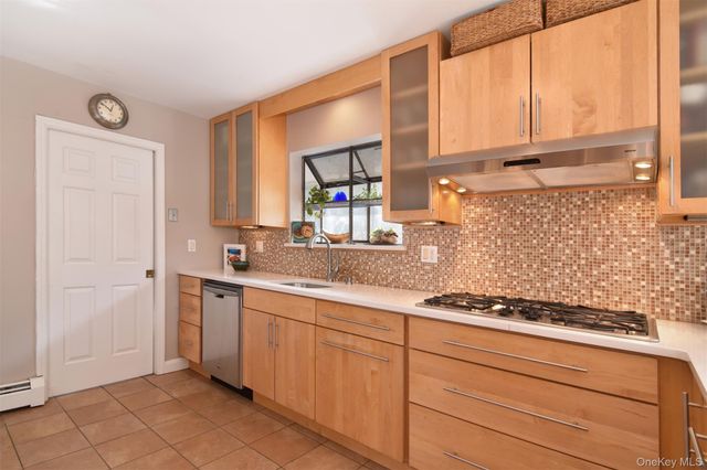 4 Ilinka Lane, Irvington, NY 10533