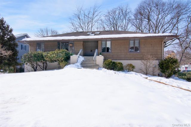 4 Ilinka Lane, Irvington, NY 10533