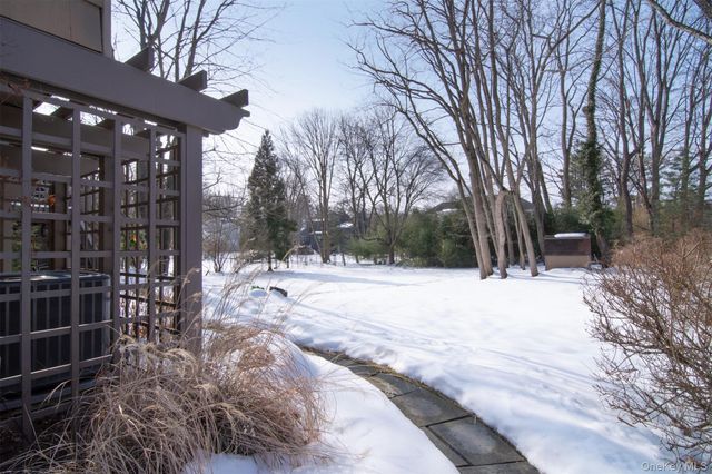 4 Ilinka Lane, Irvington, NY 10533