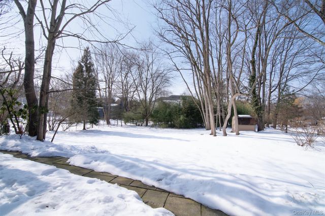 4 Ilinka Lane, Irvington, NY 10533