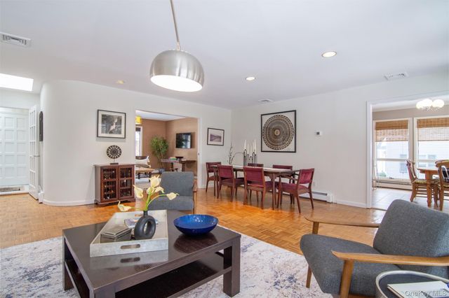 4 Ilinka Lane, Irvington, NY 10533