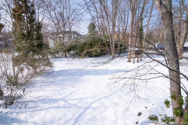 4 Ilinka Lane, Irvington, NY 10533