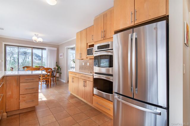 4 Ilinka Lane, Irvington, NY 10533