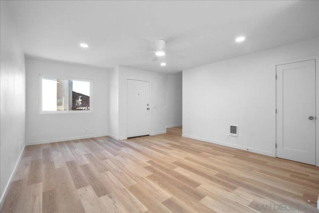 955 Postal Way 29, Vista, CA 92083