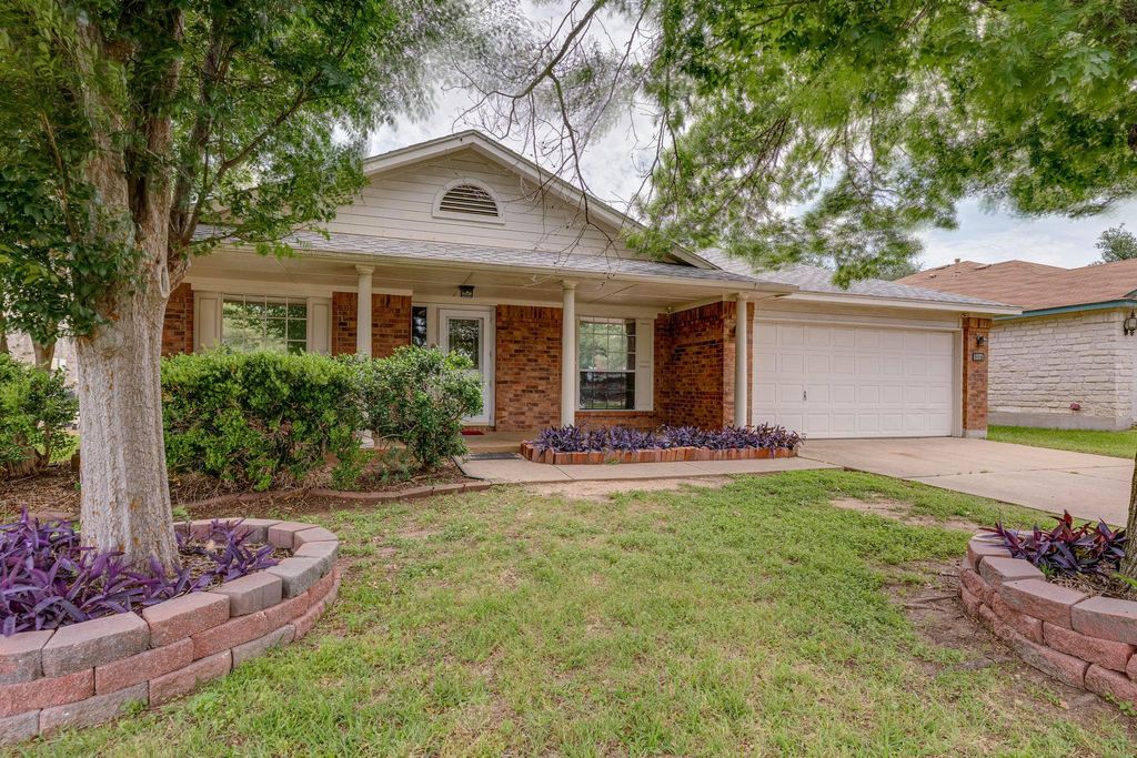 13371 Amasia DR, Austin, TX 78729