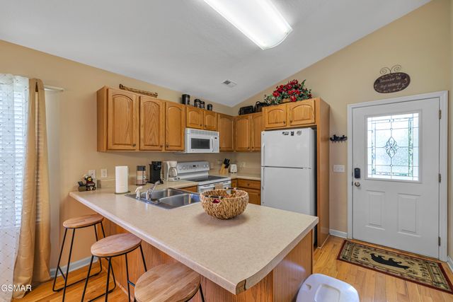 531 Tanasi Trail, Pigeon Forge, TN 37863