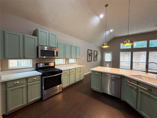 903 Cascade Ridge, Katy, TX 77494