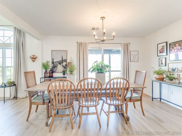 119 N Salt Creek Drive, Mannford, OK 74044