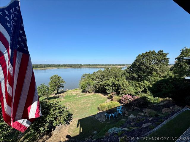 119 N Salt Creek Drive, Mannford, OK 74044