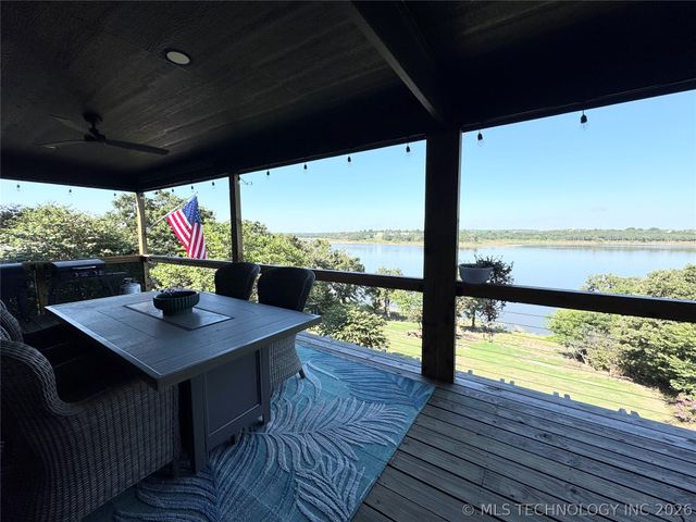 119 N Salt Creek Drive, Mannford, OK 74044