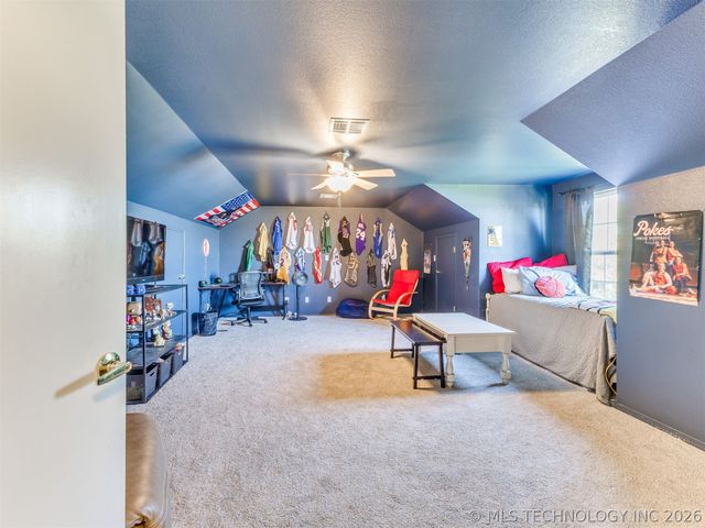 119 N Salt Creek Drive, Mannford, OK 74044