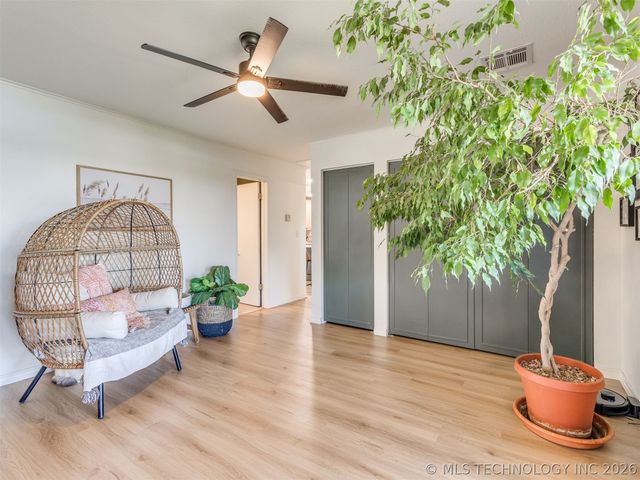 119 N Salt Creek Drive, Mannford, OK 74044