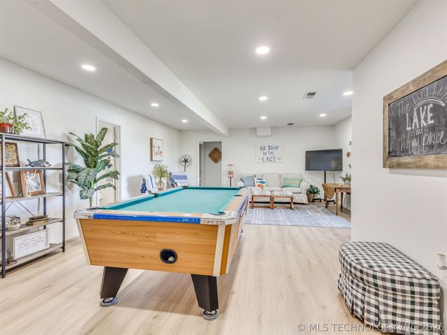 119 N Salt Creek Drive, Mannford, OK 74044