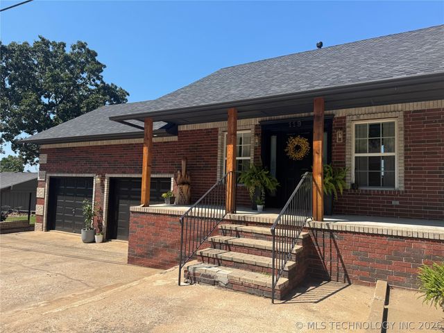 119 N Salt Creek Drive, Mannford, OK 74044