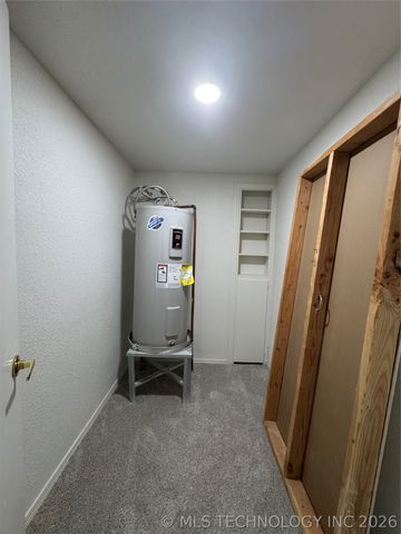 119 N Salt Creek Drive, Mannford, OK 74044