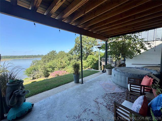 119 N Salt Creek Drive, Mannford, OK 74044