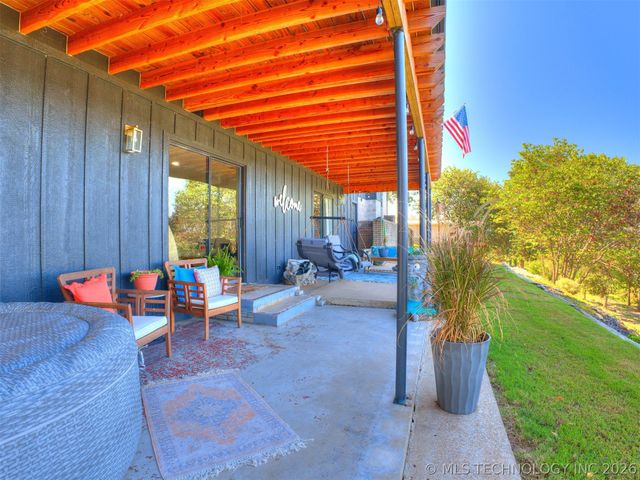 119 N Salt Creek Drive, Mannford, OK 74044