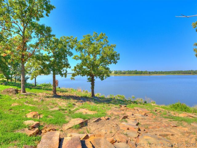 119 N Salt Creek Drive, Mannford, OK 74044