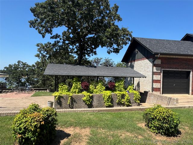 119 N Salt Creek Drive, Mannford, OK 74044