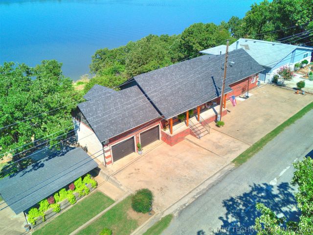 119 N Salt Creek Drive, Mannford, OK 74044