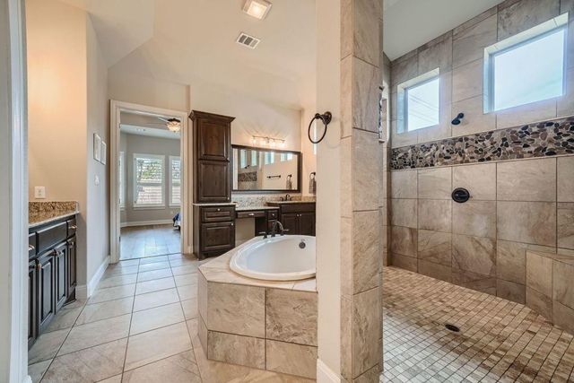 100 Dakota DR, Georgetown, TX 78633