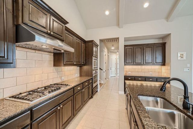 100 Dakota DR, Georgetown, TX 78633