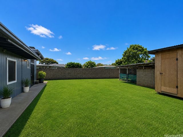 47-673 Hui Alala Street, Kaneohe, HI 96744