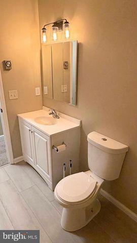 297 W BETHESDA CHURCH RD, Holtwood, PA 17532