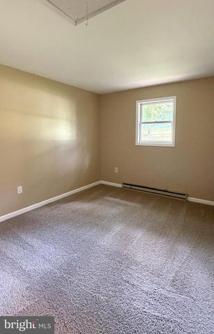 297 W BETHESDA CHURCH RD, Holtwood, PA 17532