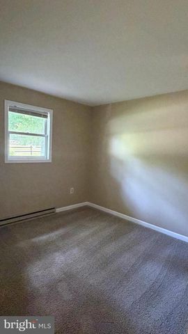 297 W BETHESDA CHURCH RD, Holtwood, PA 17532