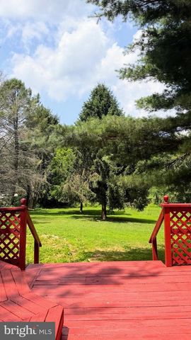 297 W BETHESDA CHURCH RD, Holtwood, PA 17532