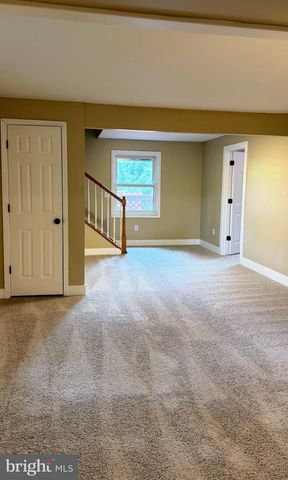297 W BETHESDA CHURCH RD, Holtwood, PA 17532