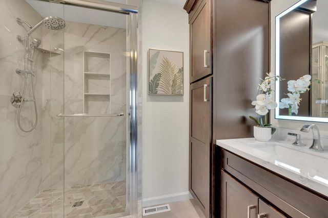 4452 Del Valle Pkwy, Pleasanton, CA 94566