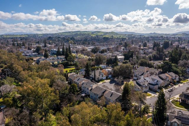 4452 Del Valle Pkwy, Pleasanton, CA 94566