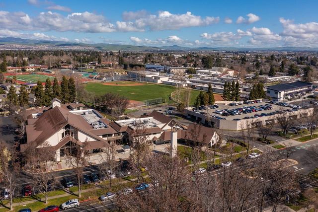 4452 Del Valle Pkwy, Pleasanton, CA 94566