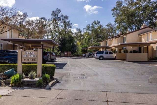 4452 Del Valle Pkwy, Pleasanton, CA 94566