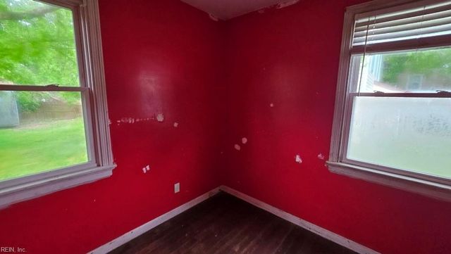 65 Cavalier RD, Hampton, VA 23669