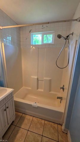 65 Cavalier RD, Hampton, VA 23669