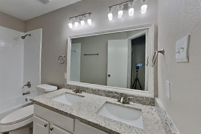 2114 Blossom Creek Drive, Houston, TX 77339