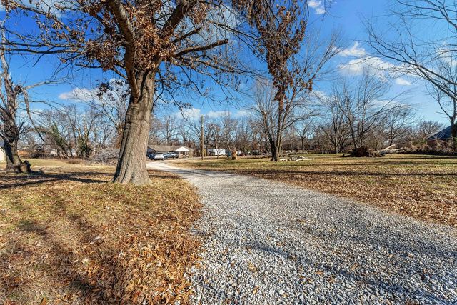 804 NE J Street, Bentonville, AR 72712