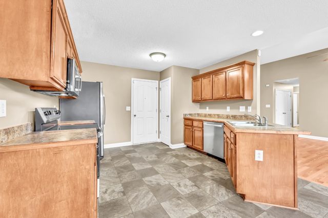 3656 Cindy Jo Dr S, Clarksville, TN 37040